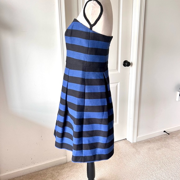 TRINA TURK Strapless Formal Striped Pleated Cissily Dress—SZ. 6 - Picture 8 of 17